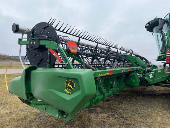 2022 John Deere RD40F Header Combine