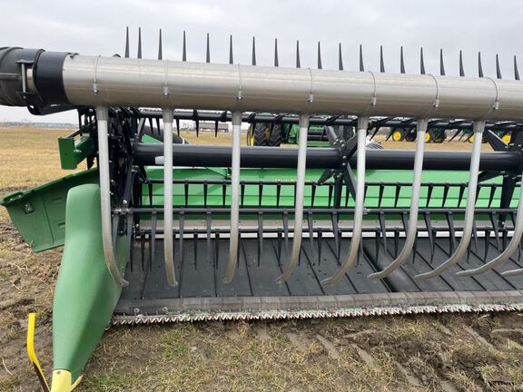 2022 John Deere RD40F Header Combine