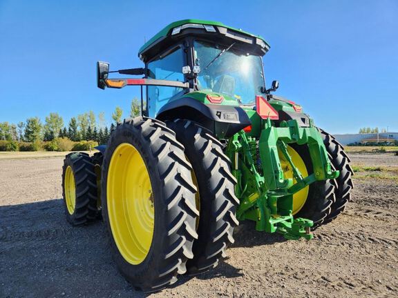 2023 John Deere 8R 310 Tractor