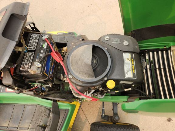 1995 John Deere 325 Garden Tractor