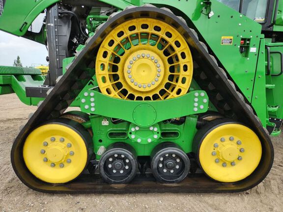 2023 John Deere 9RX 590 Tractor Rubber Track