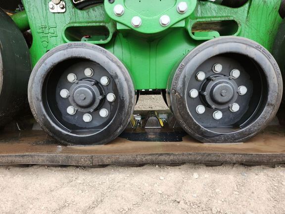 2023 John Deere 9RX 590 Tractor Rubber Track