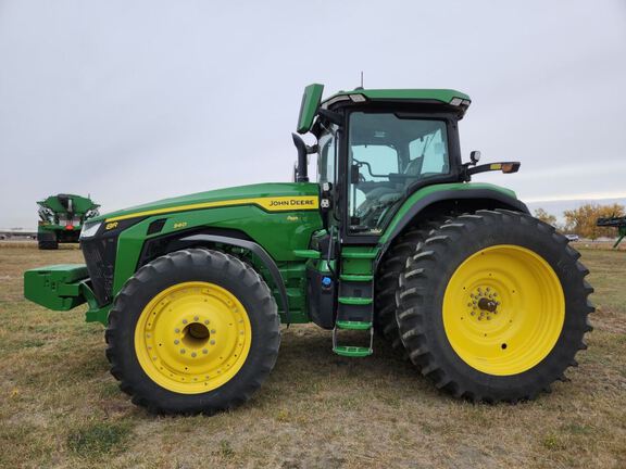 2021 John Deere 8R 340 Tractor