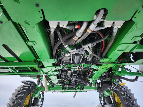 2024 John Deere 410R Sprayer/High Clearance