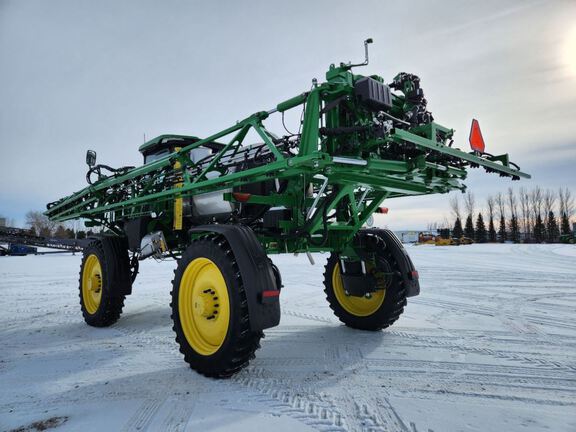 2024 John Deere 410R Sprayer/High Clearance