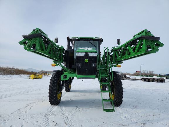 2024 John Deere 410R Sprayer/High Clearance