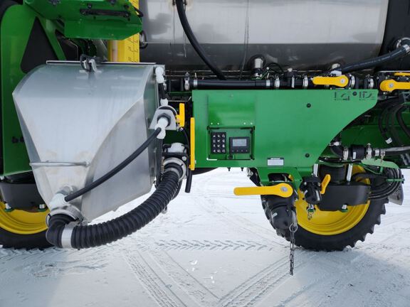 2024 John Deere 410R Sprayer/High Clearance