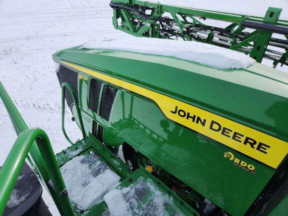 2024 John Deere 410R Sprayer/High Clearance