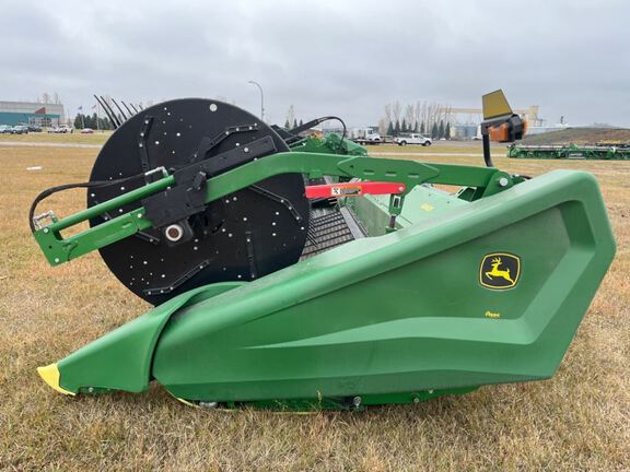 2023 John Deere HD40F Header Combine