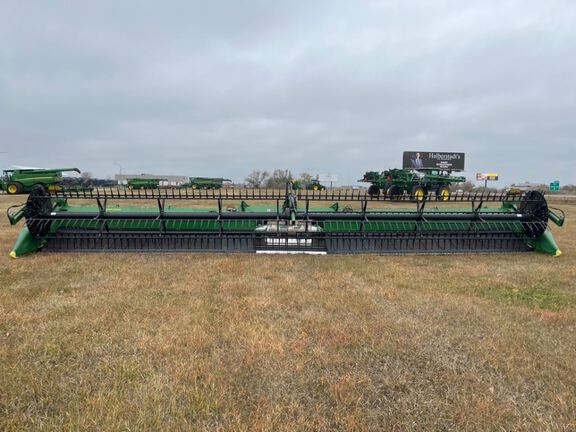 2023 John Deere HD40F Header Combine