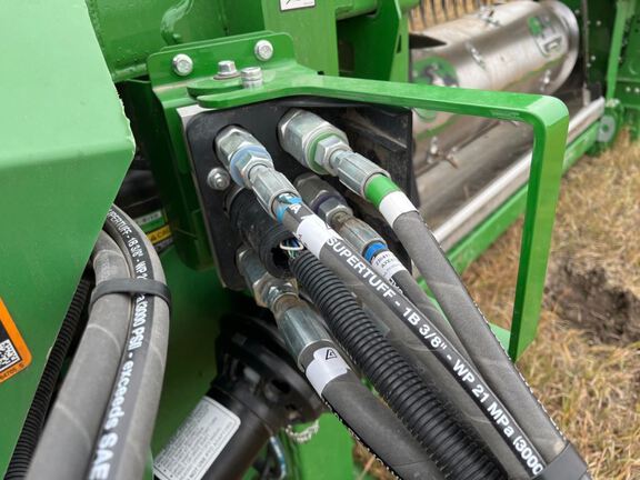 2023 John Deere HD40F Header Combine