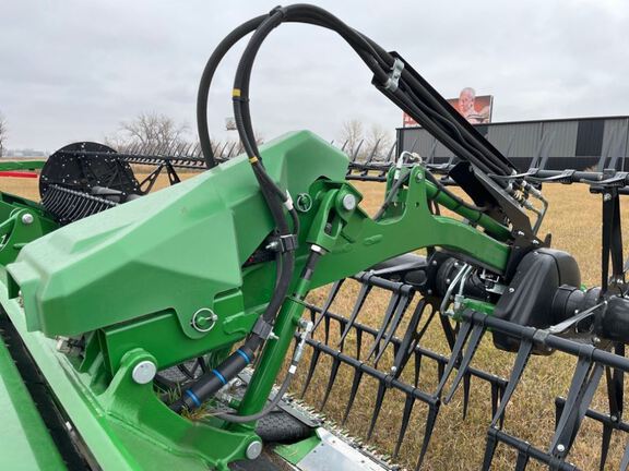 2023 John Deere HD40F Header Combine
