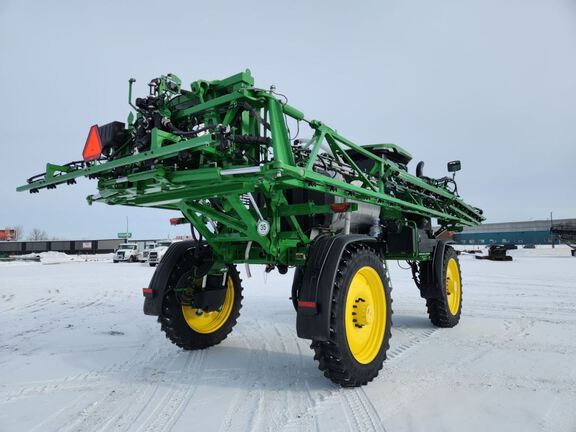 2024 John Deere 410R Sprayer/High Clearance