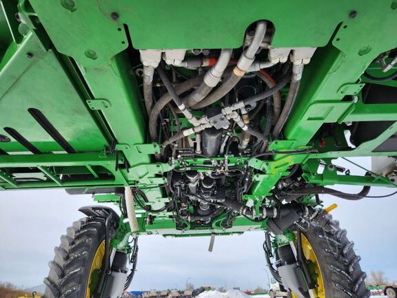 2024 John Deere 410R Sprayer/High Clearance