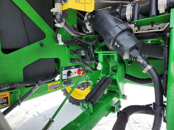 2024 John Deere 410R Sprayer/High Clearance