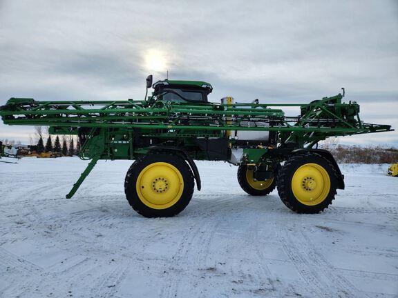 2024 John Deere 410R Sprayer/High Clearance