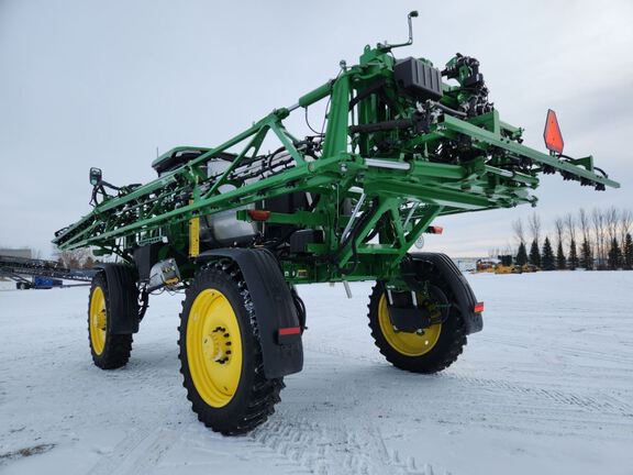 2024 John Deere 410R Sprayer/High Clearance