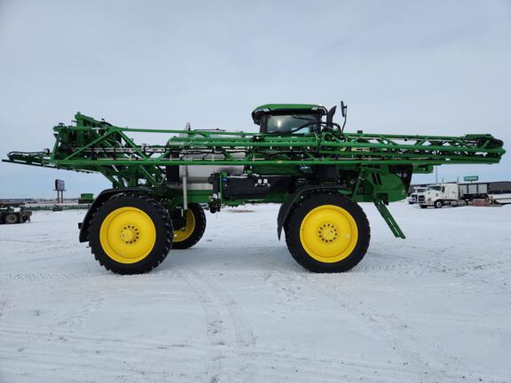 2024 John Deere 410R Sprayer/High Clearance