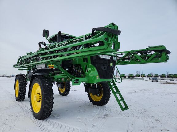 2024 John Deere 410R Sprayer/High Clearance