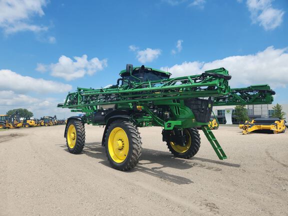 2024 John Deere 410R Sprayer/High Clearance