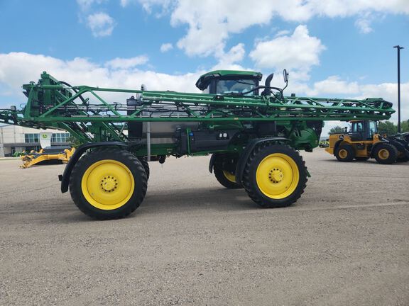 2024 John Deere 410R Sprayer/High Clearance