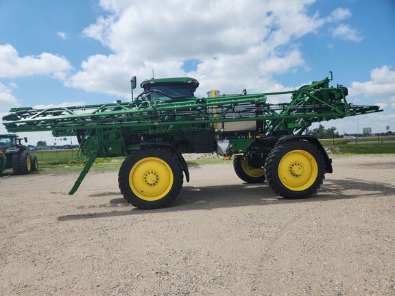 2024 John Deere 410R Sprayer/High Clearance