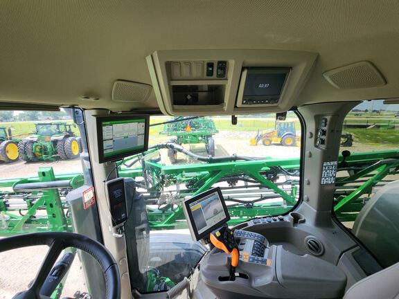 2024 John Deere 410R Sprayer/High Clearance