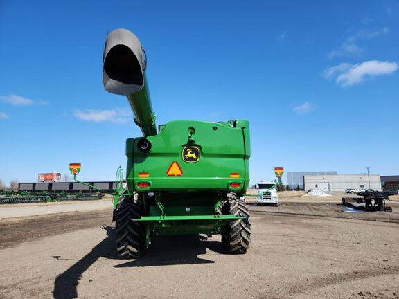 2024 John Deere S770 Combine