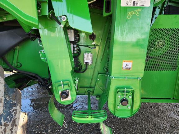 2024 John Deere S780 Combine