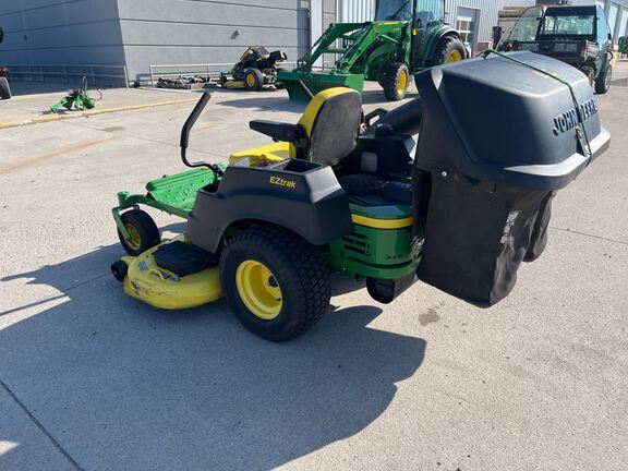 2011 John Deere Z445 Mower/Zero Turn