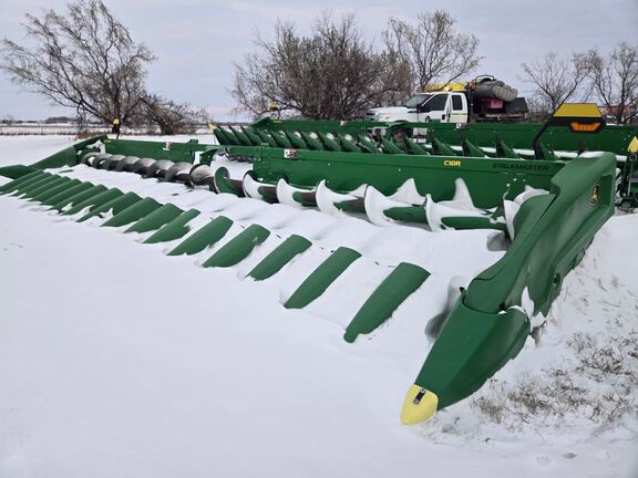 2024 John Deere C18R Header Corn Head