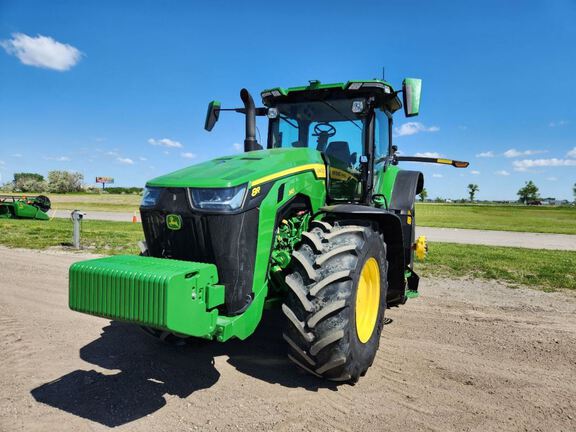 2022 John Deere 8R 340 Tractor