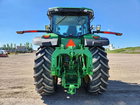 2022 John Deere 8R 340 Tractor