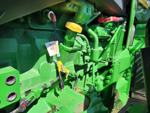 2022 John Deere 8R 340 Tractor