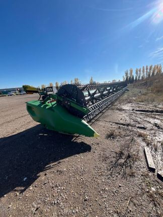 2024 John Deere RD45F Header Combine