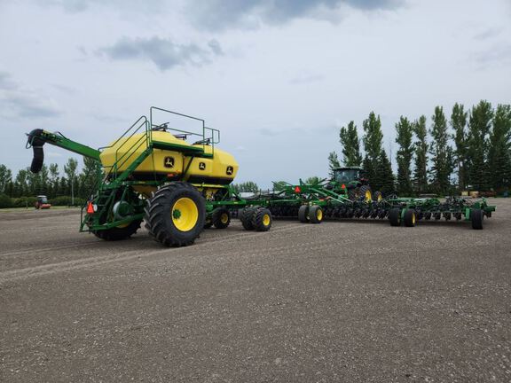 2024 John Deere N560 Air Seeder