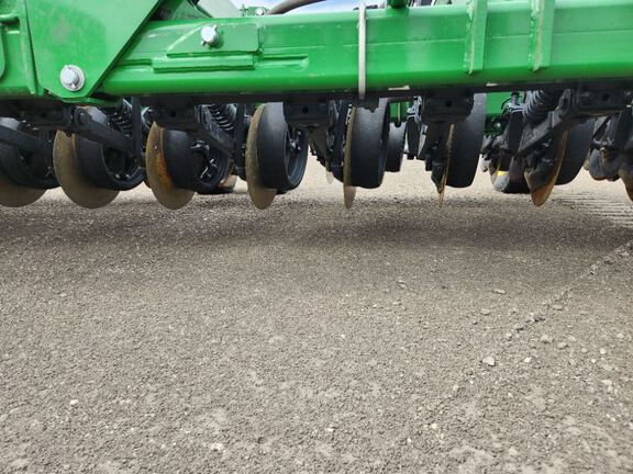 2024 John Deere N560 Air Seeder