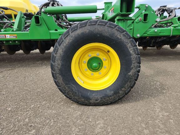 2024 John Deere N560 Air Seeder