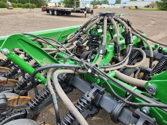 2024 John Deere N560 Air Seeder