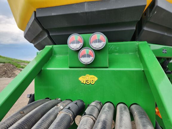 2024 John Deere N560 Air Seeder