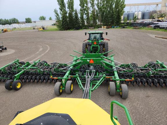 2024 John Deere N560 Air Seeder