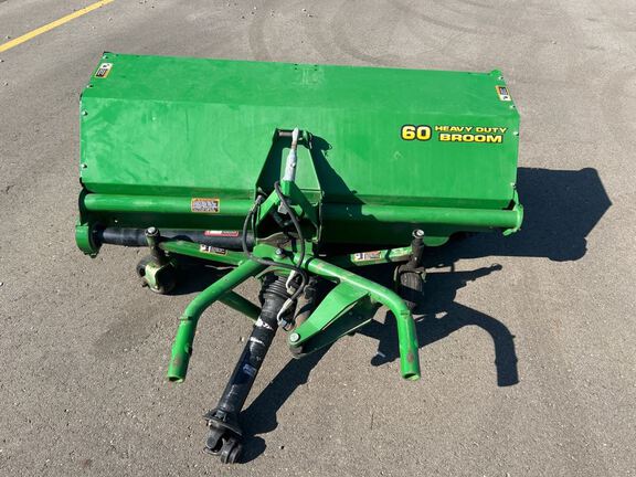 2008 John Deere 1545 Mower/Front Deck