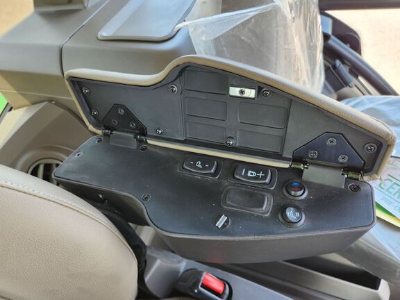 2024 John Deere 8R 340 Tractor