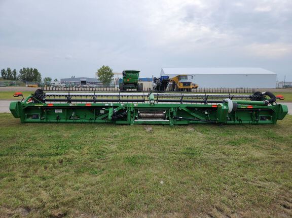 2024 John Deere RD40F Header Combine