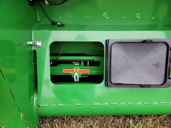 2024 John Deere RD40F Header Combine