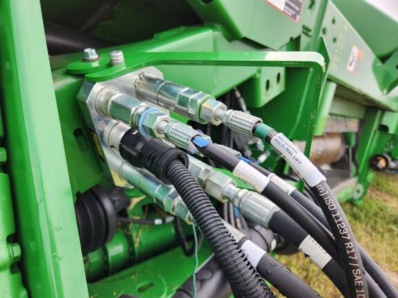 2024 John Deere RD40F Header Combine