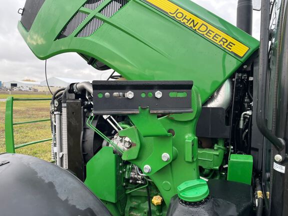 2019 John Deere 5125R Tractor