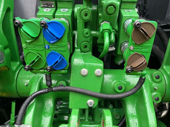 2019 John Deere 5125R Tractor