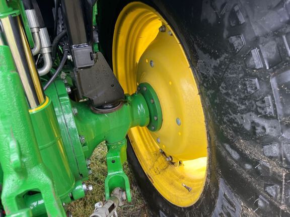 2019 John Deere 5125R Tractor