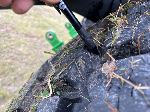 2019 John Deere 5125R Tractor